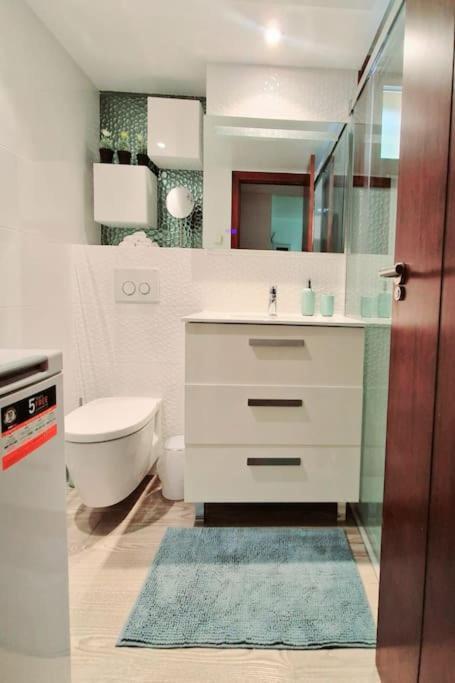 Olivia Sunny 2 Bedroom Apartament Punta Prima ตอร์เรเวียคา ภายนอก รูปภาพ